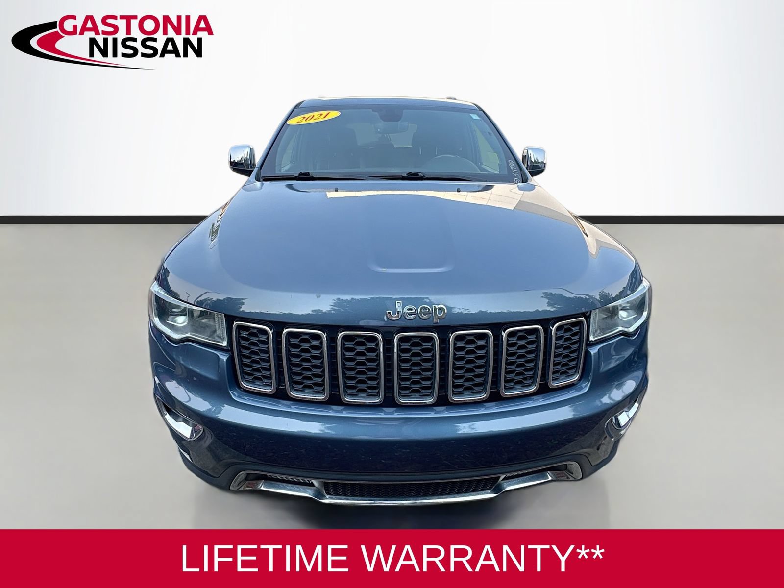 Used 2021 Jeep Grand Cherokee Limited w/ Sun & Sound Group RWD image 2