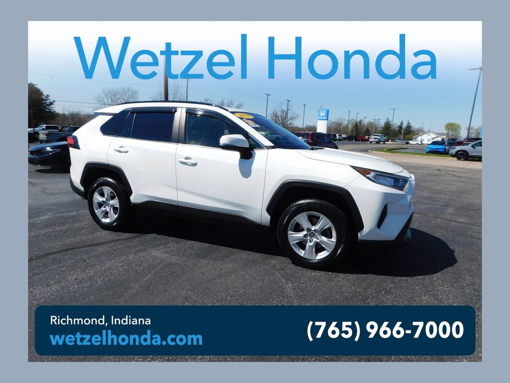 Used 2019 Toyota RAV4 XLE w/ Convenience Package image 1