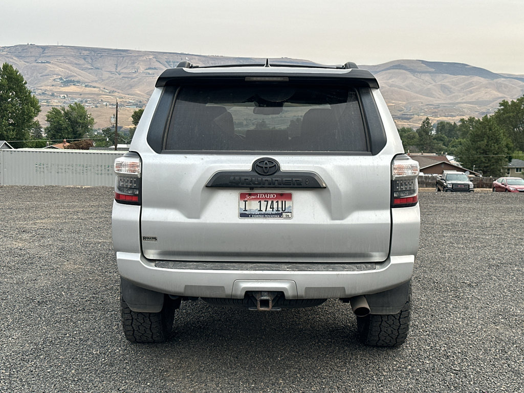 Certified 2020 Toyota 4Runner Venture AWD/4WD image 9