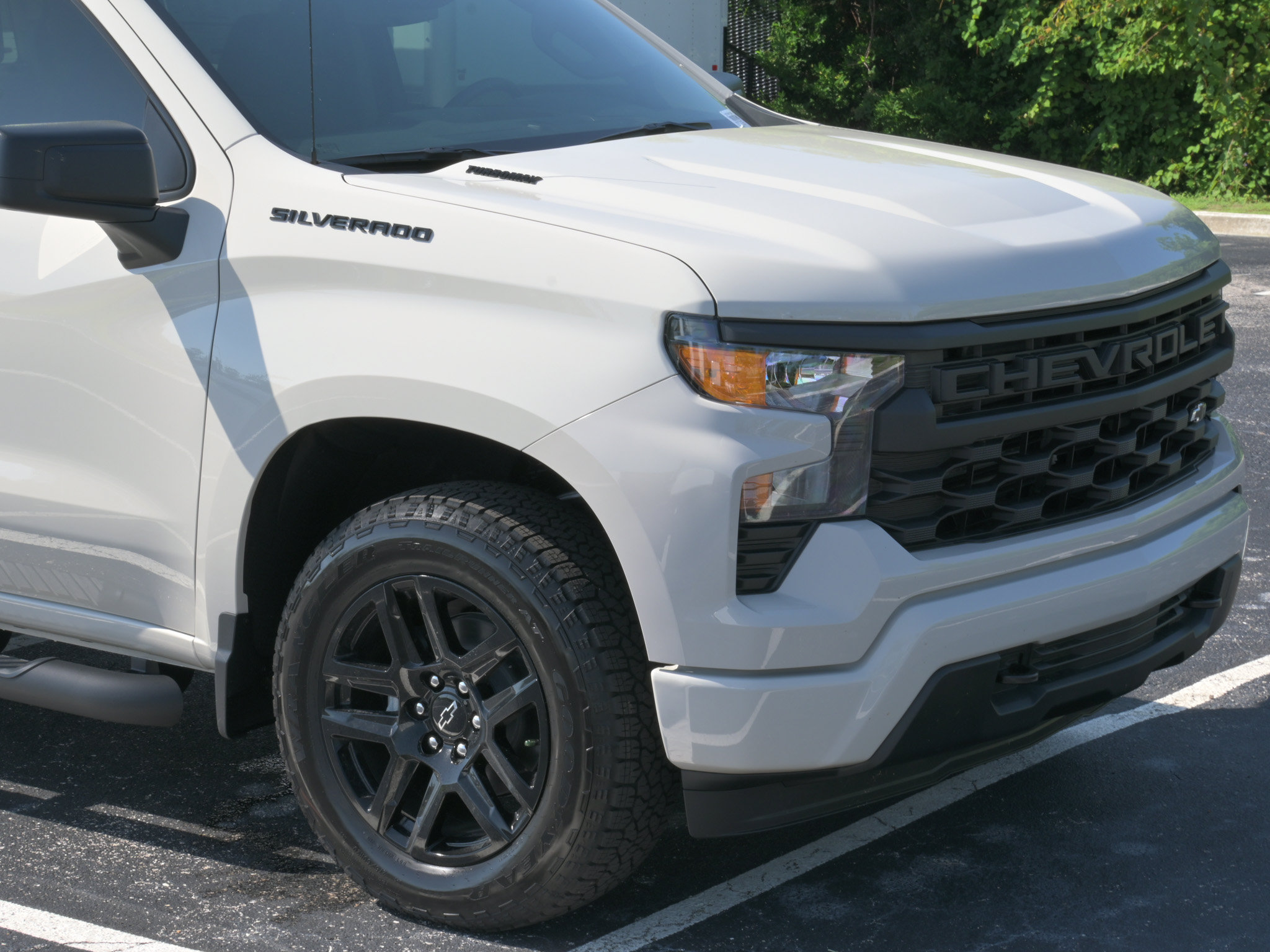 New 2026 Chevrolet Silverado 1500 Custom w/ Turbomax Blackout Package AWD/4WD image 25
