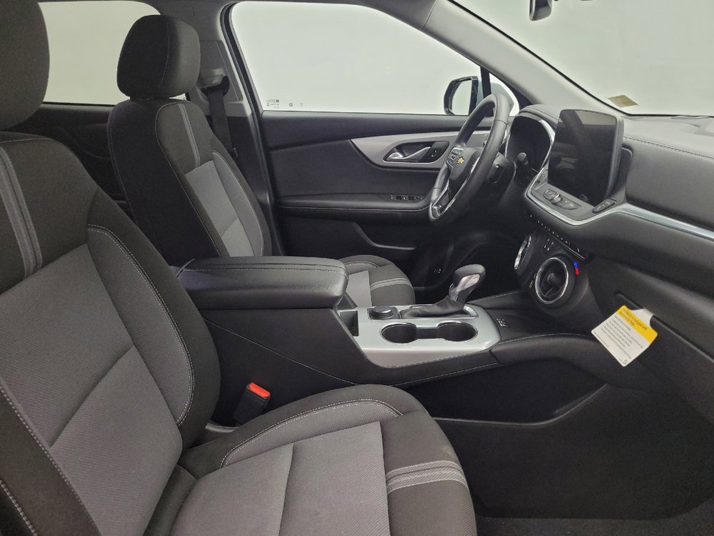 Used 2024 Chevrolet Blazer LT w/ Convenience Package FWD image 21