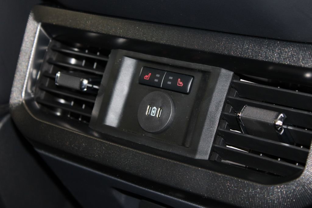 New 2026 Ford F250 Platinum image 37