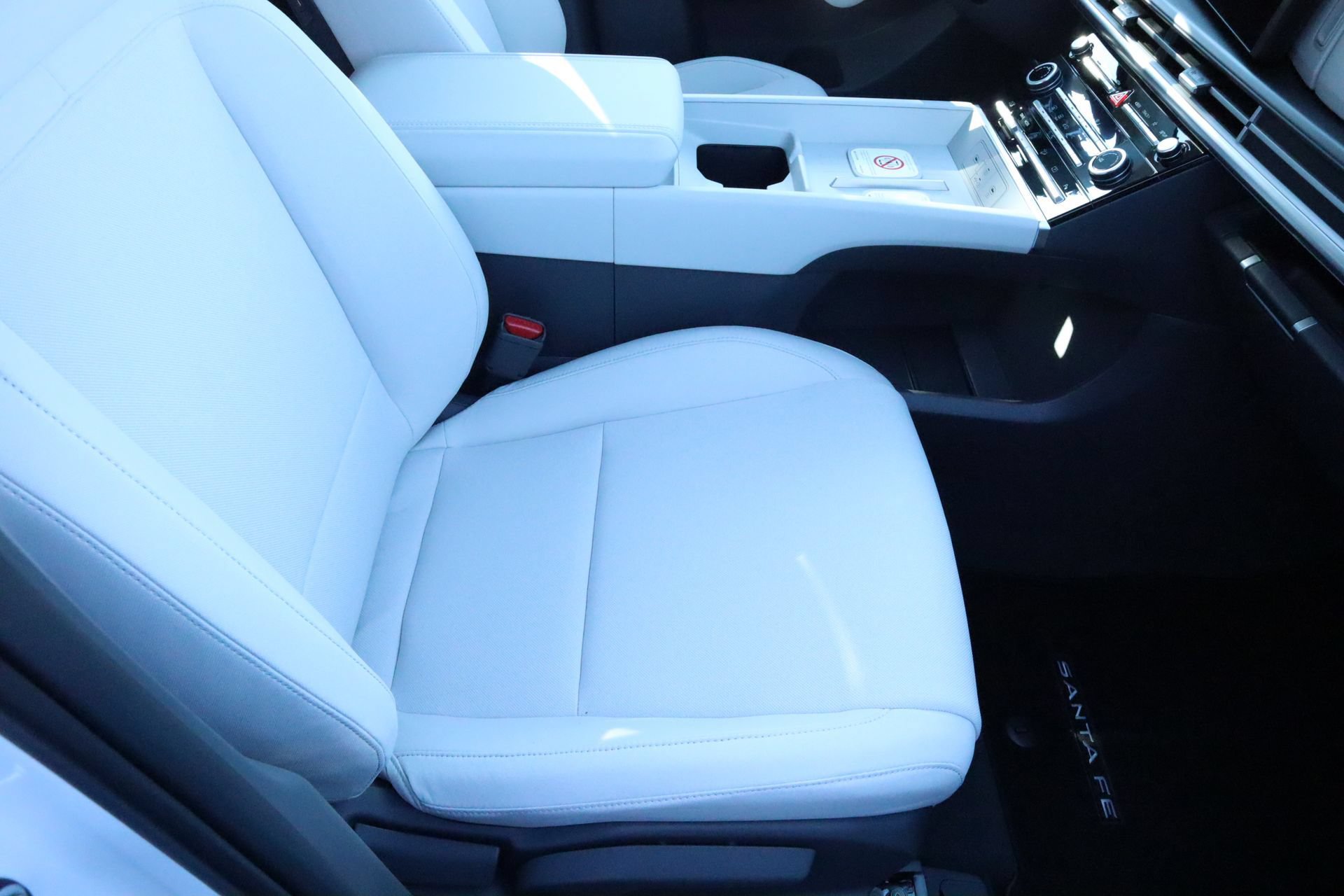 New 2026 Hyundai Santa Fe SE FWD image 18