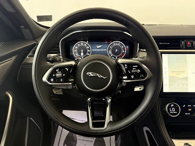 New 2026 Jaguar F-PACE R-Dynamic S image 25
