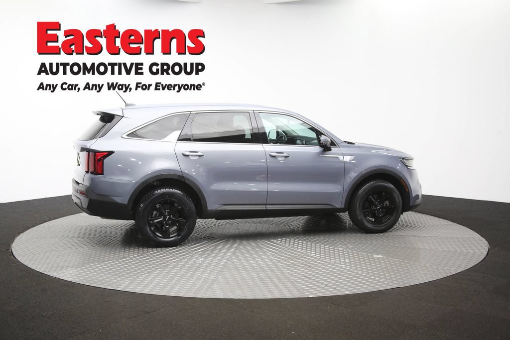 Used 2023 Kia Sorento LX AWD/4WD image 43