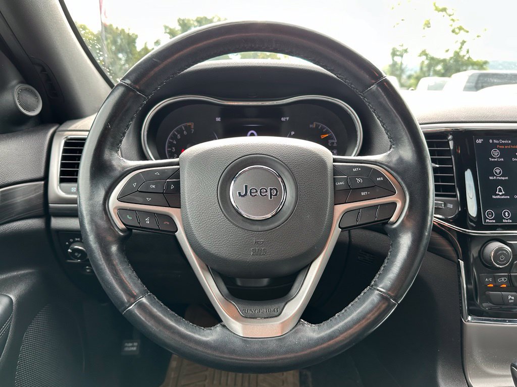 Used 2021 Jeep Grand Cherokee Laredo X AWD/4WD image 8