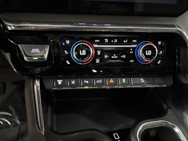 Used 2024 GMC Sierra 2500 Denali w/ Denali Reserve Package AWD/4WD image 30