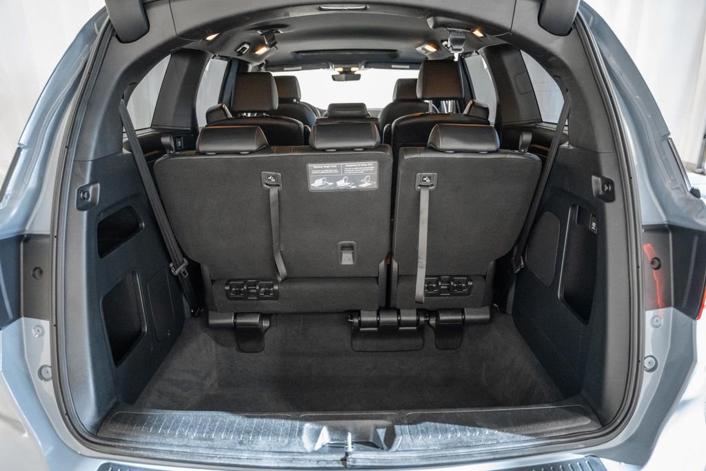 Used 2023 Honda Odyssey Sport image 11