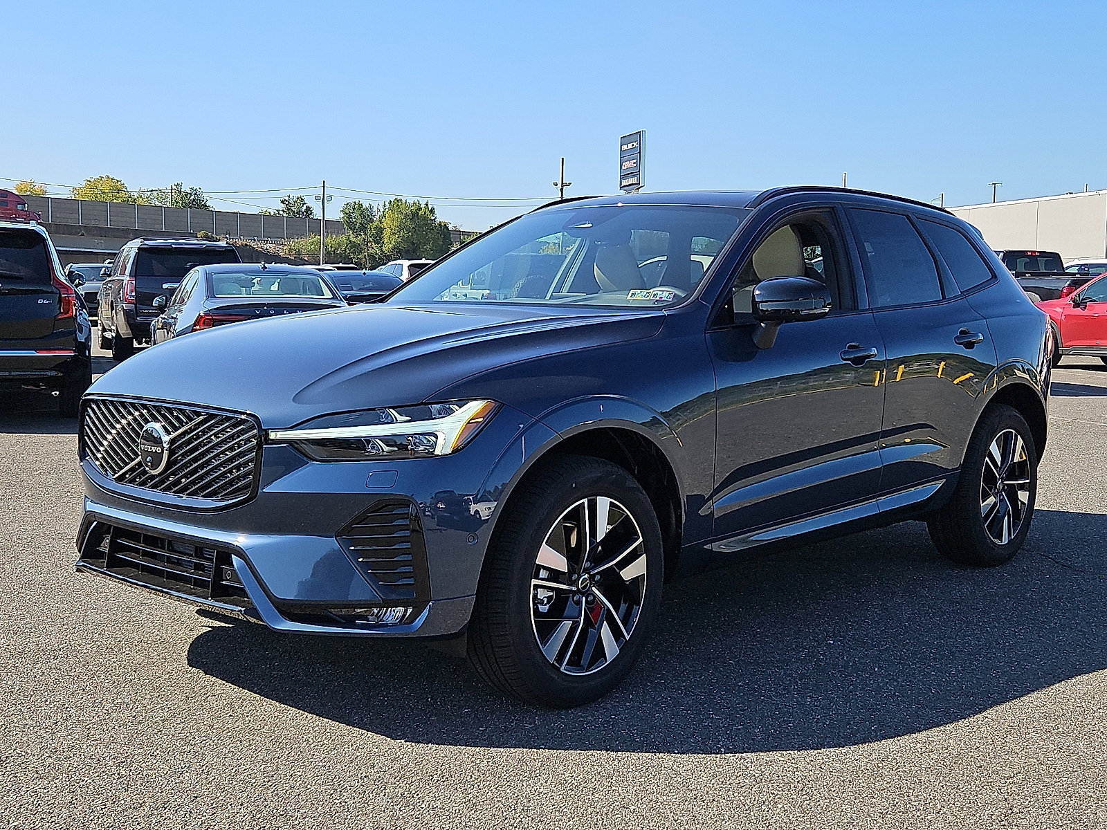 New 2026 Volvo XC60 B5 Plus w/ Protection Package Premier image 3