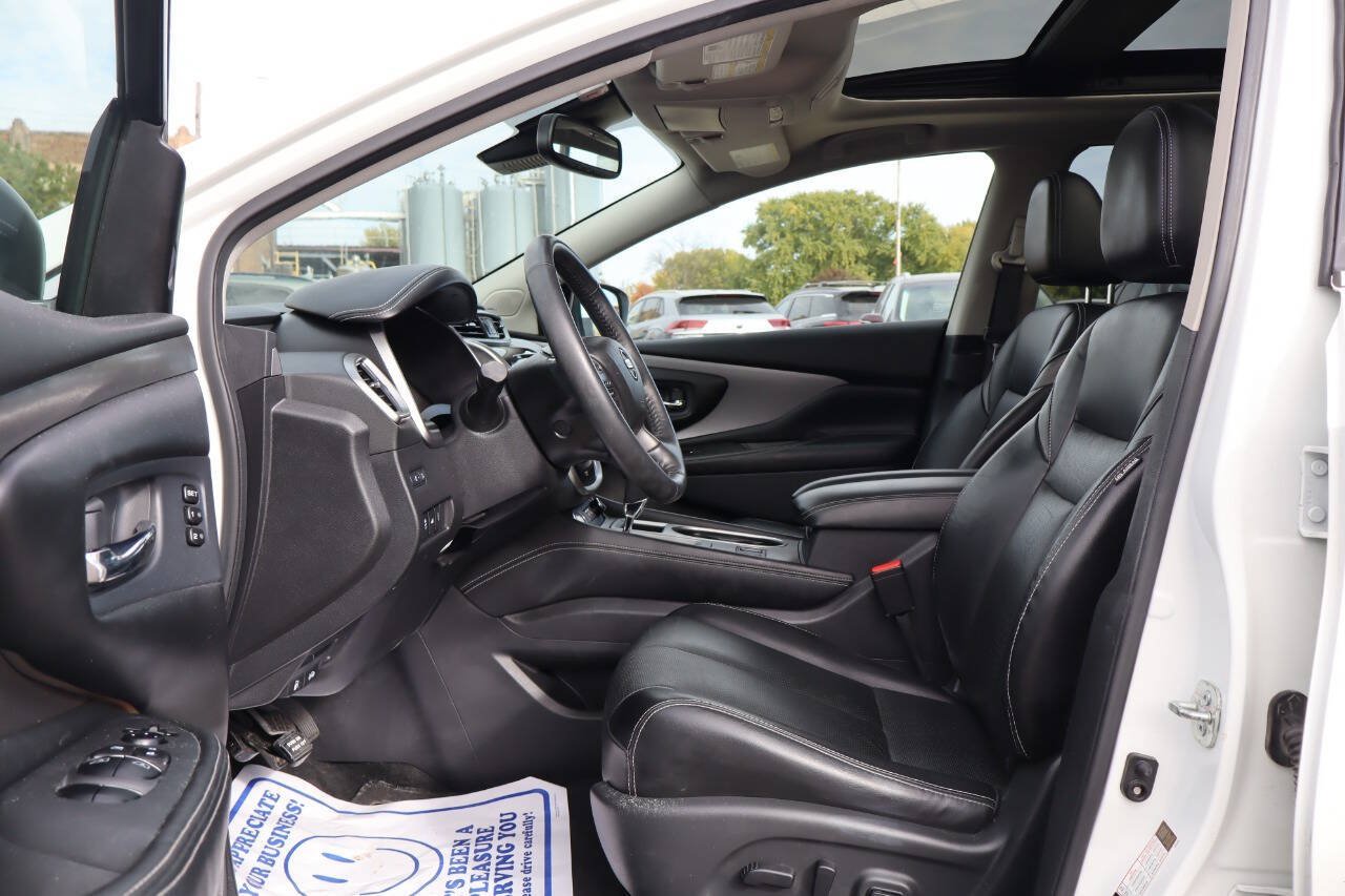 Used 2020 Nissan Murano SL w/ Moonroof Package AWD/4WD image 9