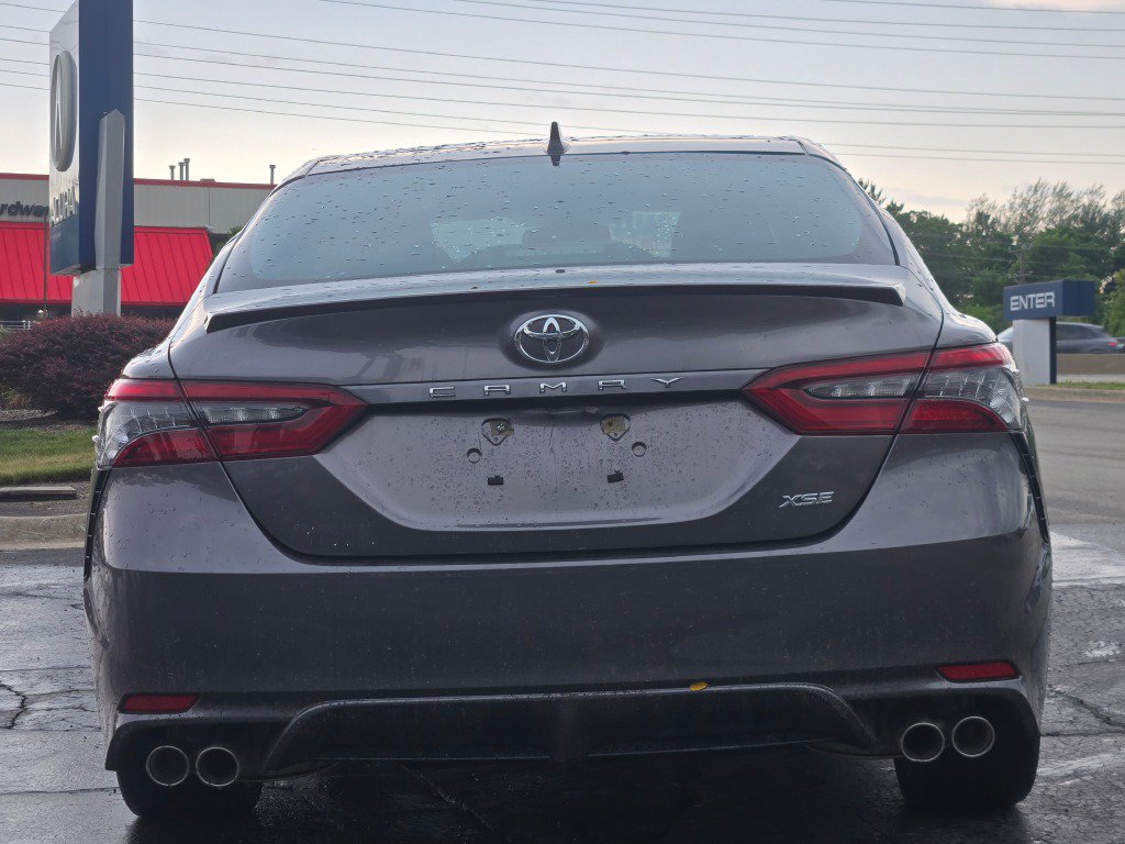 Used 2022 Toyota Camry XSE w/ Navigation Package FWD image 17
