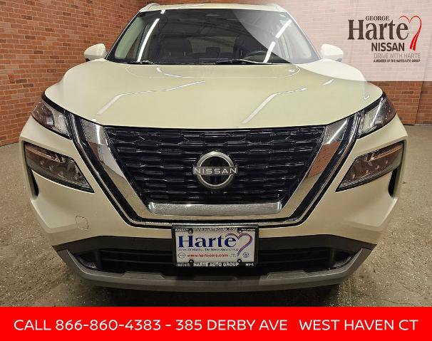 Certified 2022 Nissan Rogue SV w/ SV Premium Package image 2