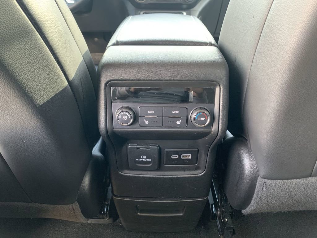 Certified 2023 GMC Acadia SLT w/ Technology Package image 20