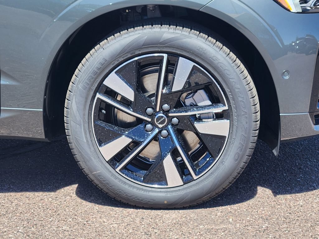 New 2026 Volvo XC60 T8 Plus w/ Protection Package Premier AWD/4WD image 30