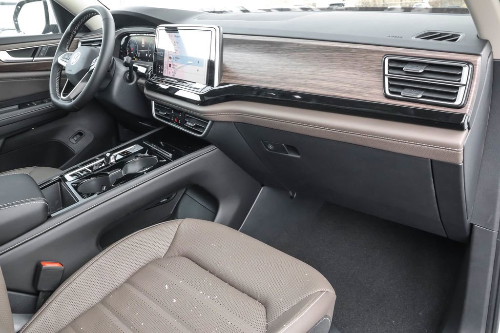 New 2026 Volkswagen Atlas SEL image 45