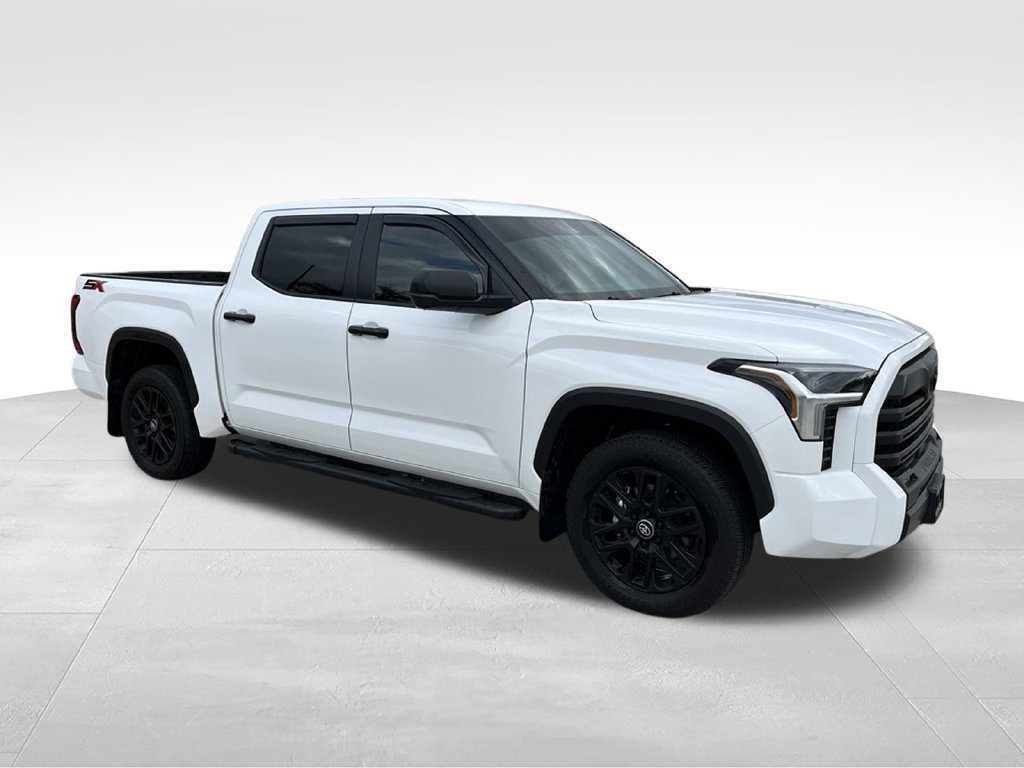 Used 2026 Toyota Tundra SR5 w/ SX Package RWD image 4