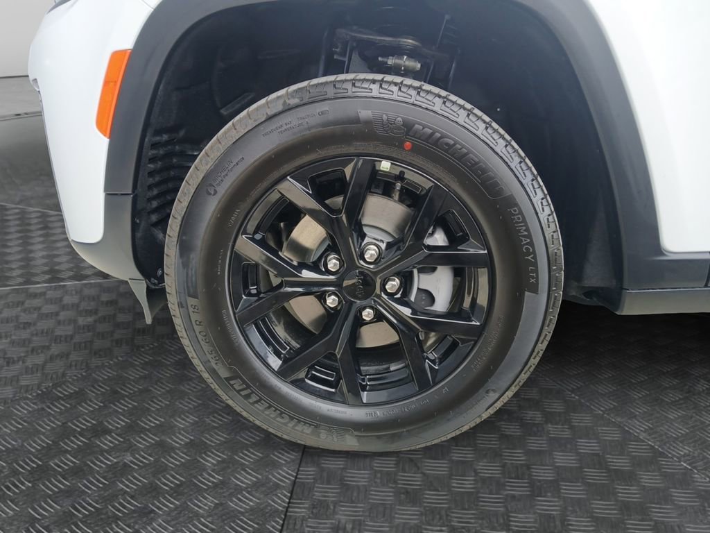 New 2026 Jeep Grand Cherokee Altitude RWD image 23