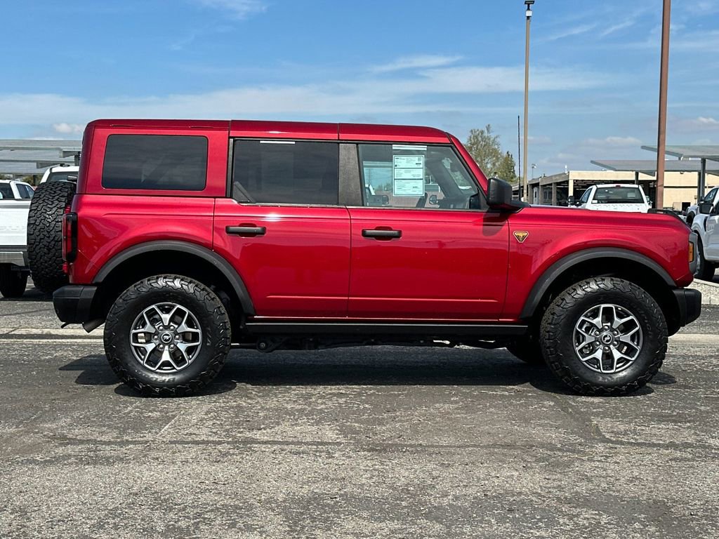 Certified 2025 Ford Bronco Badlands AWD/4WD image 2