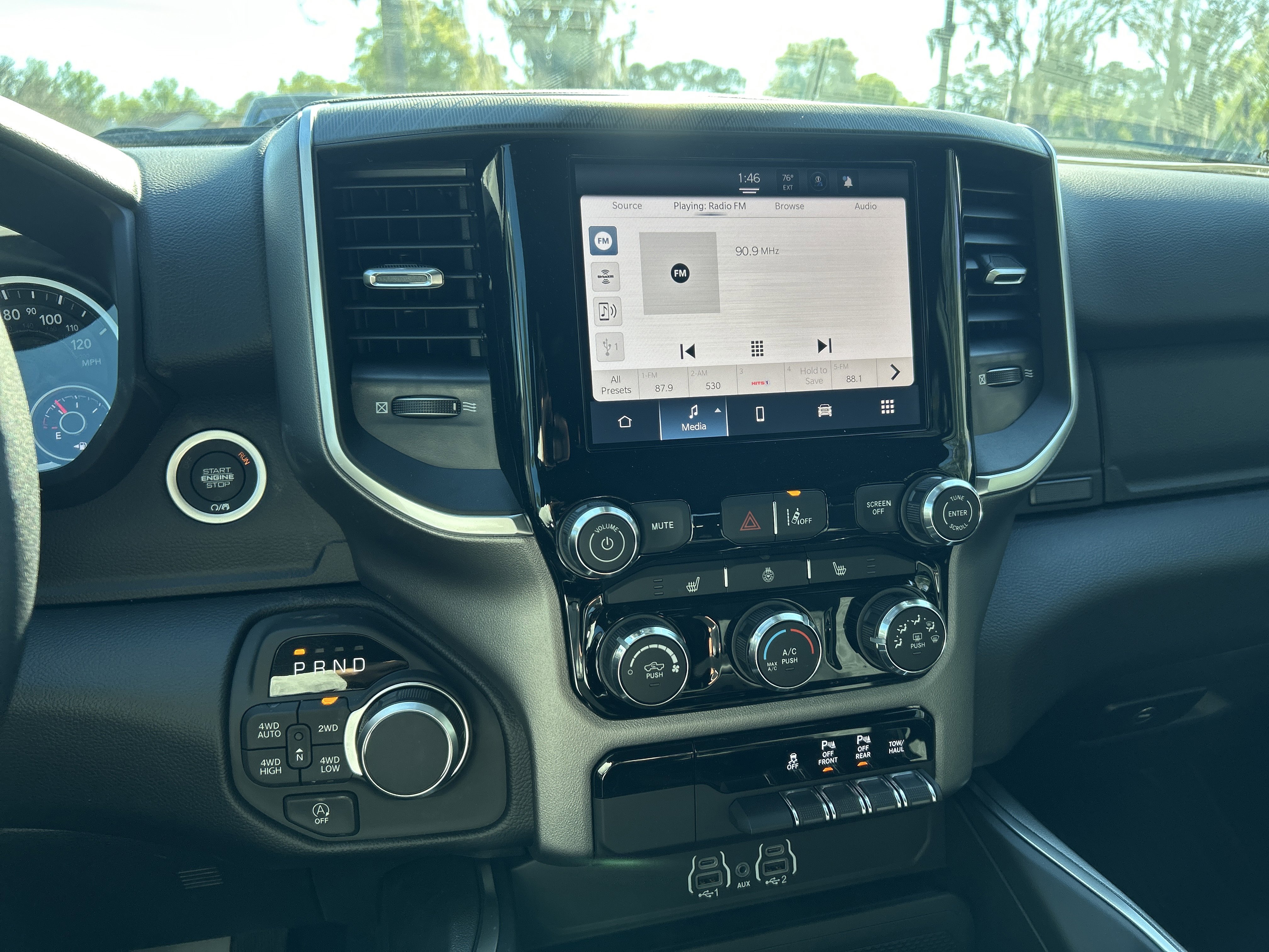 New 2026 RAM 1500 4x4 Crew Cab image 24
