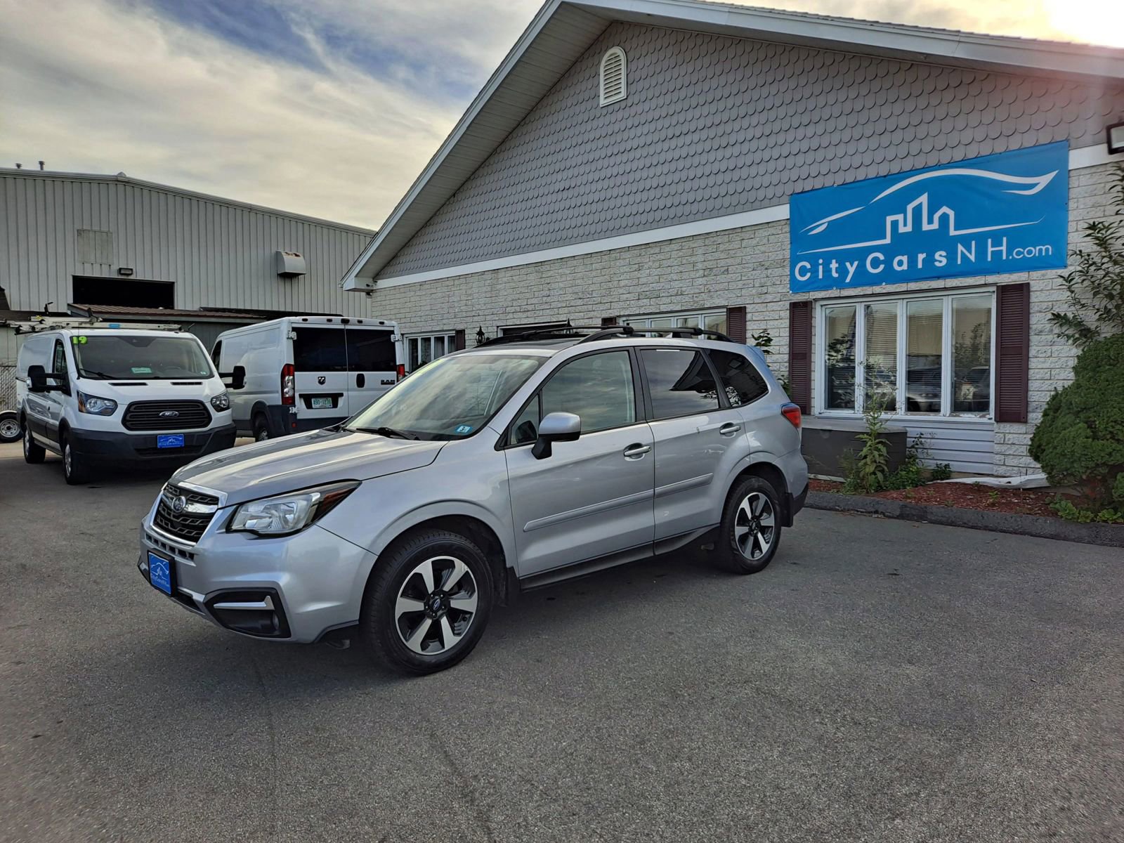 Used 2017 Subaru Forester 2.5i Premium image 1