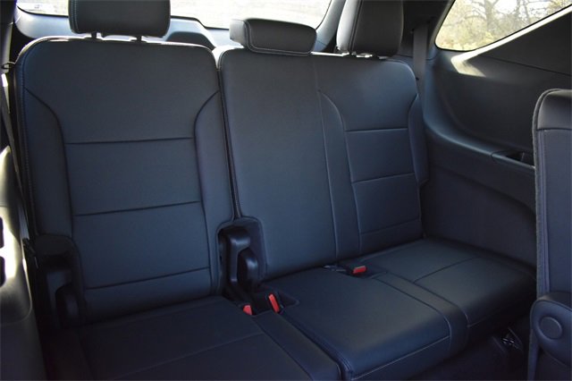 New 2026 Chevrolet Traverse LT w/ Enhanced Driving Package image 16