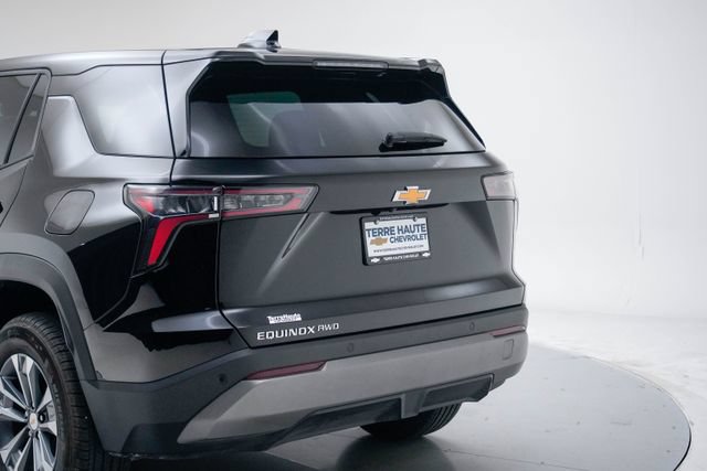 Used 2026 Chevrolet Equinox LT AWD/4WD image 5