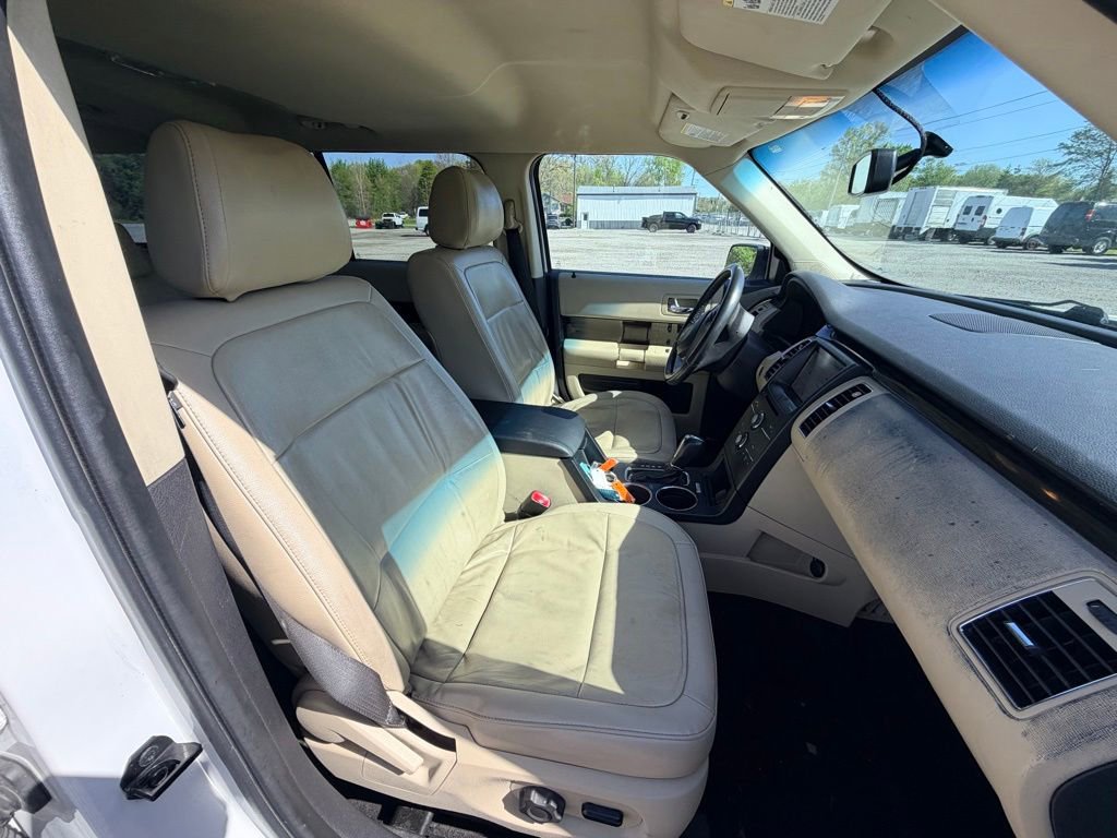 Used 2019 Ford Flex SEL w/ Equipment Group 202A FWD image 13