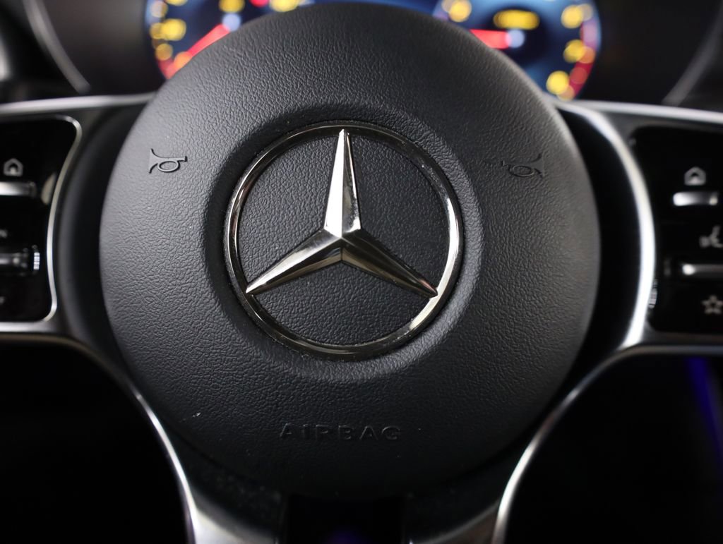 Used 2020 Mercedes-Benz GLC 300 4MATIC image 20