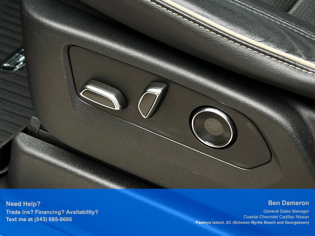 Used 2021 Cadillac Escalade Premium Luxury w/ LPO, Radiant Package AWD/4WD image 8