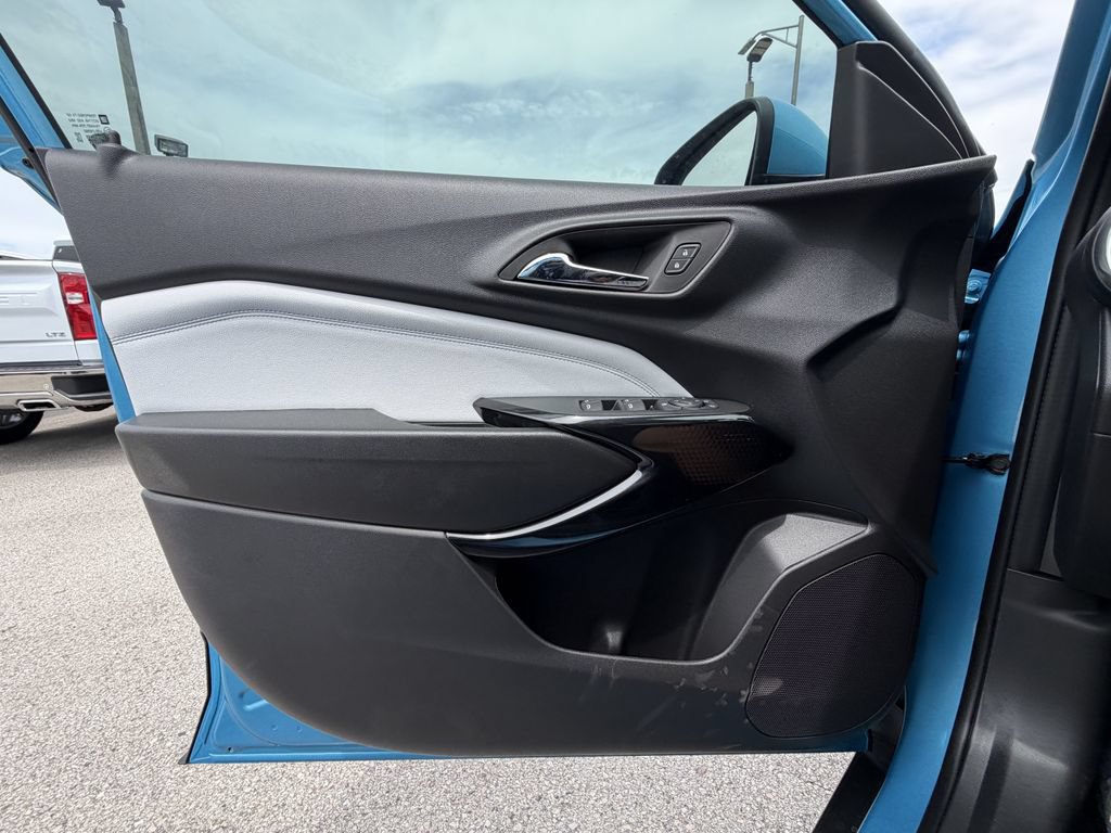 New 2026 Chevrolet Trax LT FWD image 20