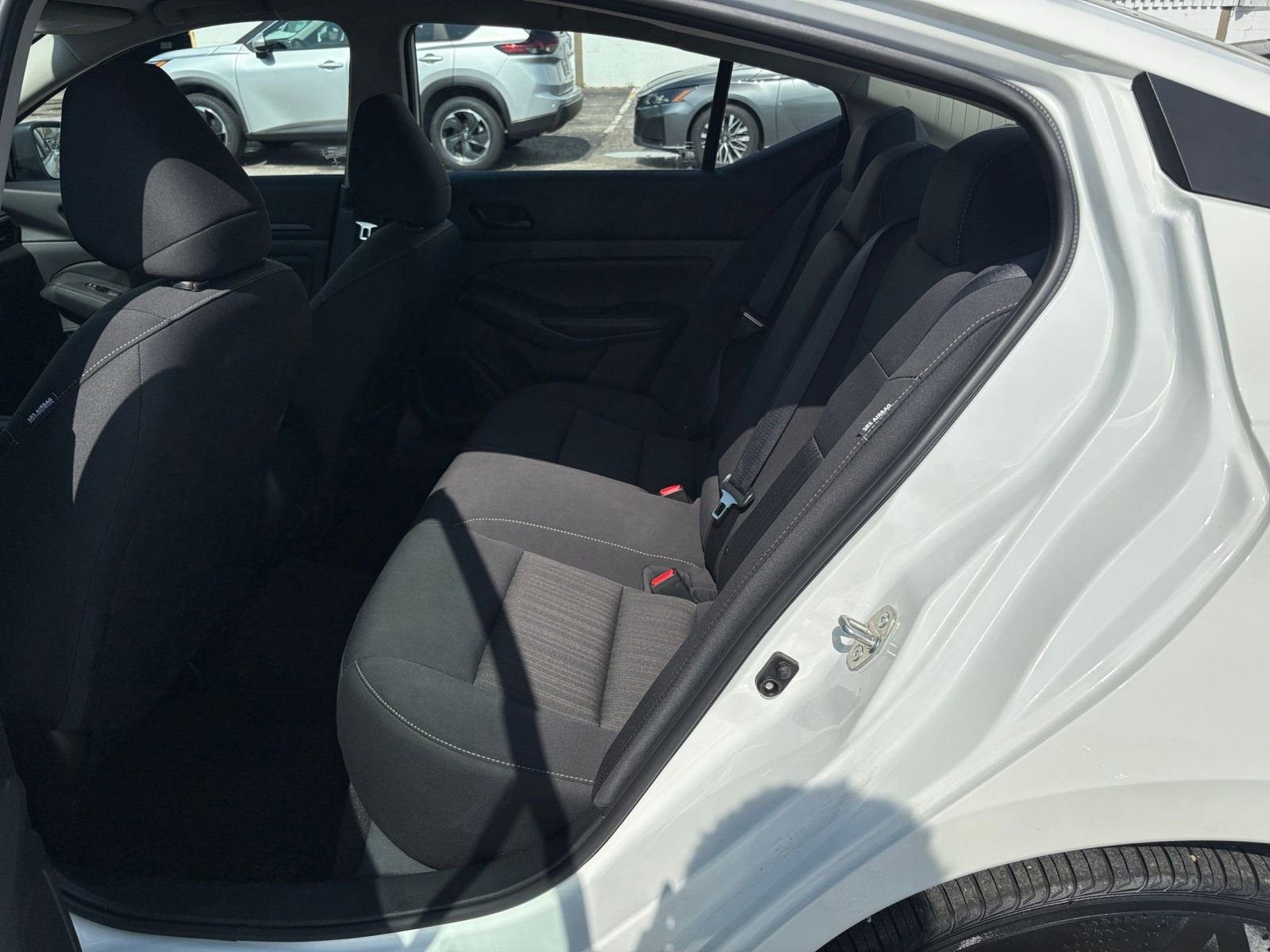 Used 2025 Nissan Altima 2.5 SV image 25