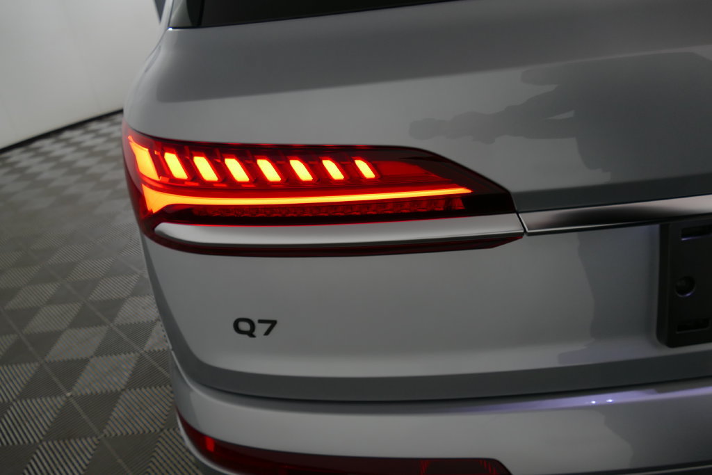 Certified 2026 Audi Q7 3.0T Premium Plus w/ Premium Plus Package AWD/4WD image 36