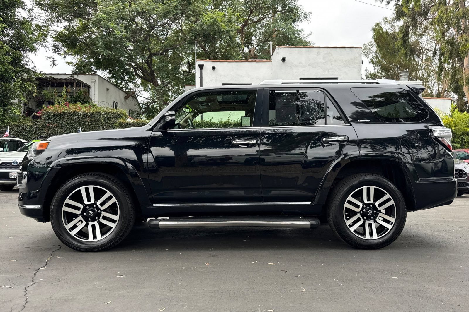 Used 2016 Toyota 4Runner Limited AWD/4WD image 7