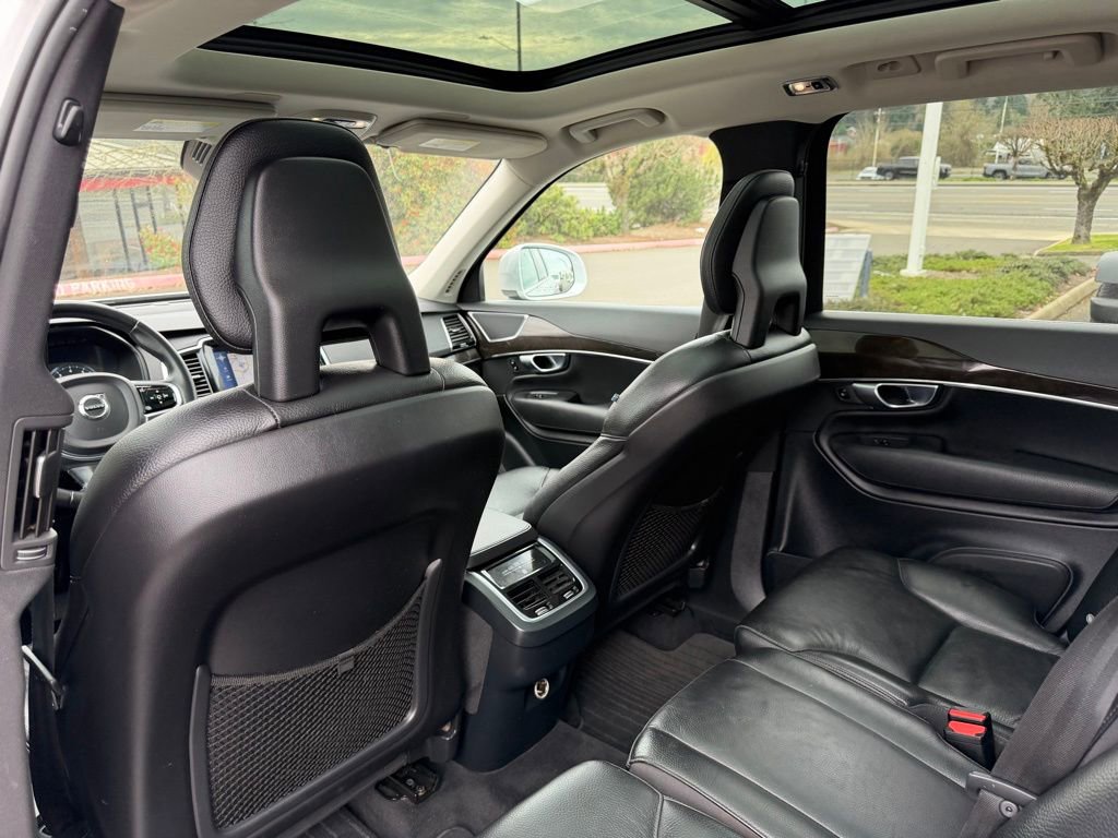 Used 2018 Volvo XC90 T6 Momentum w/ Convenience Package image 32