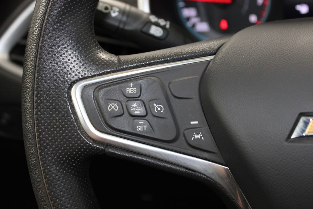 Used 2023 Chevrolet Malibu LT image 32