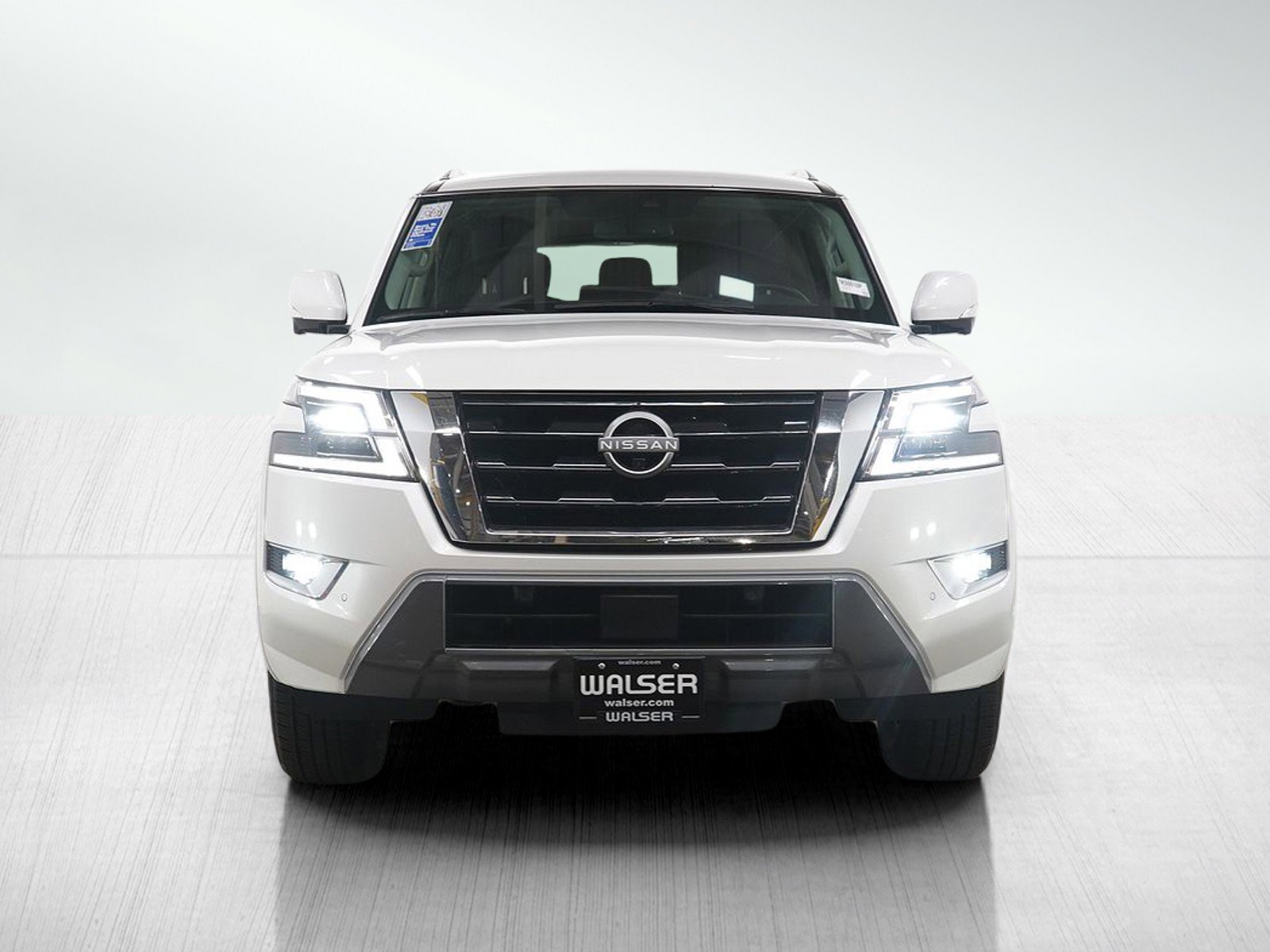 Used 2024 Nissan Armada SL image 8