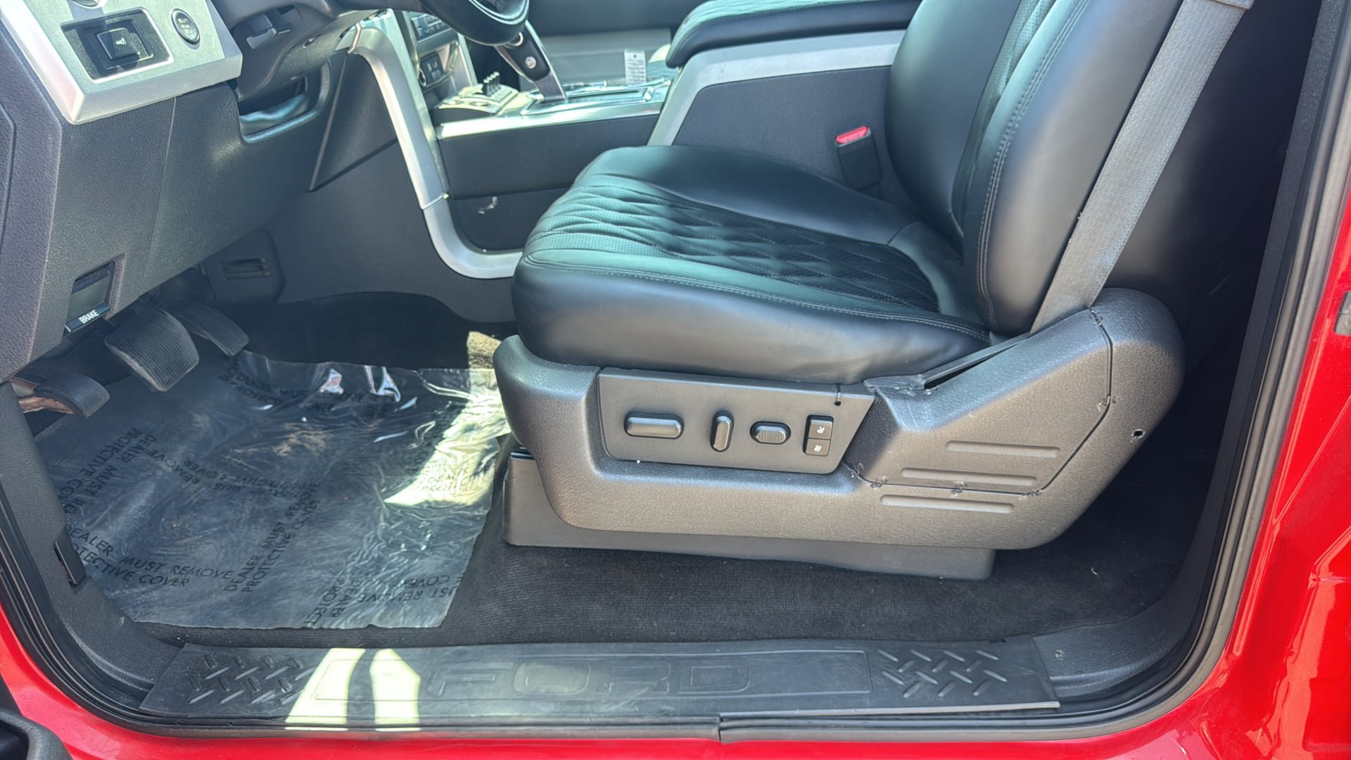 Used 2012 Ford F150 Raptor w/ Raptor Luxury Pkg AWD/4WD image 19