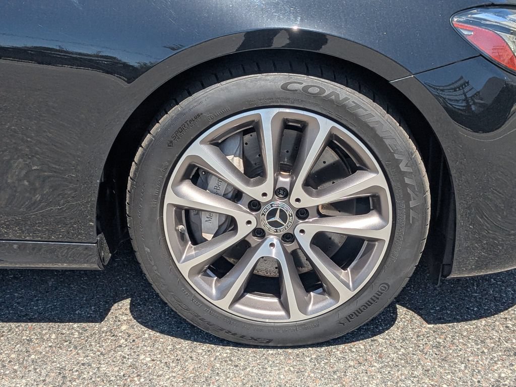 Used 2020 Mercedes-Benz E 450 4MATIC Sedan image 26