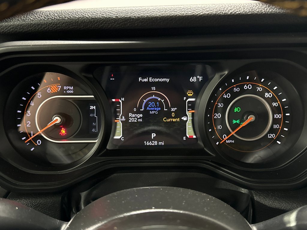 Used 2024 Jeep Wrangler Sport S image 7
