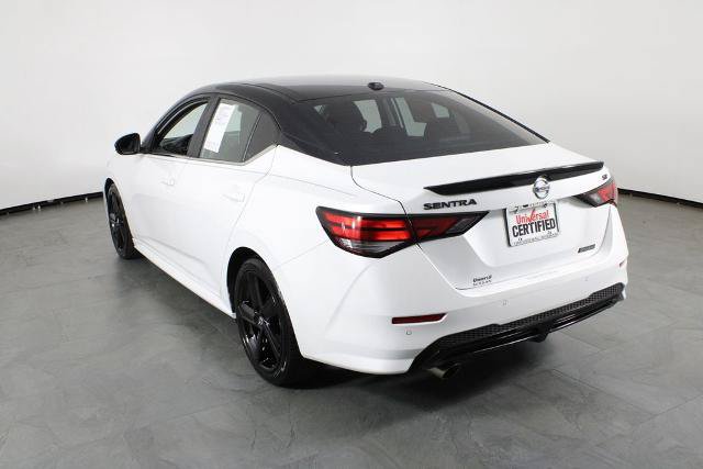 Certified 2022 Nissan Sentra SR w/ Midnight Edition FWD image 16