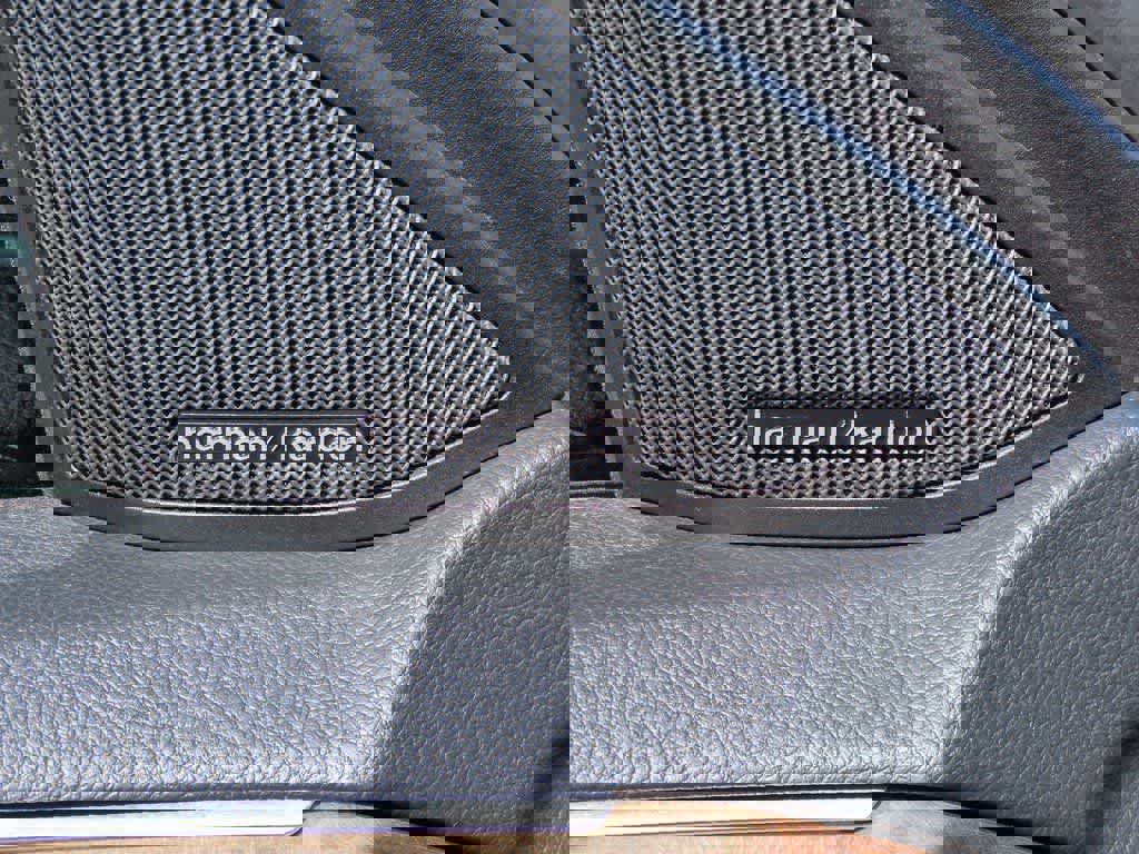 Used 2015 Mercedes-Benz E 350 Sedan image 16