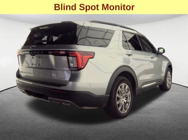 Used 2025 Ford Explorer Active w/ Active Comfort Package AWD/4WD image 7