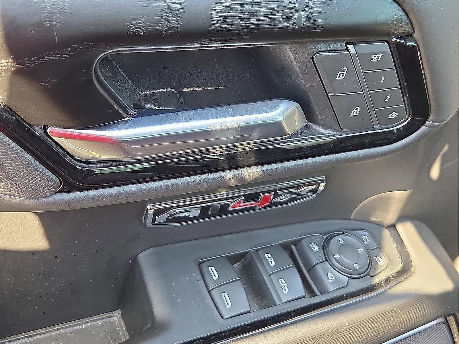 Used 2025 GMC Sierra 1500 AT4X image 13