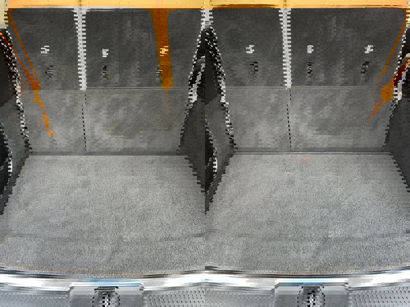 Used 2022 Jeep Grand Wagoneer Series III w/ Rear-Seat Entertainment Group image 17