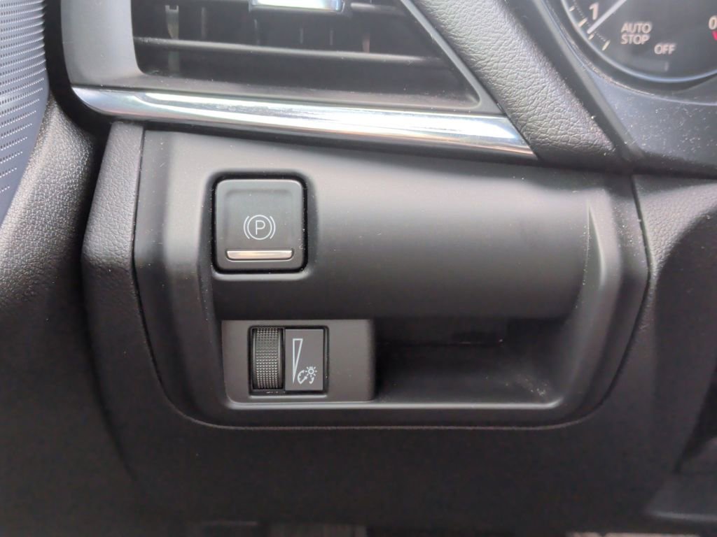 Used 2022 Cadillac CT4 Luxury w/ Sun And Sound Package AWD/4WD image 25