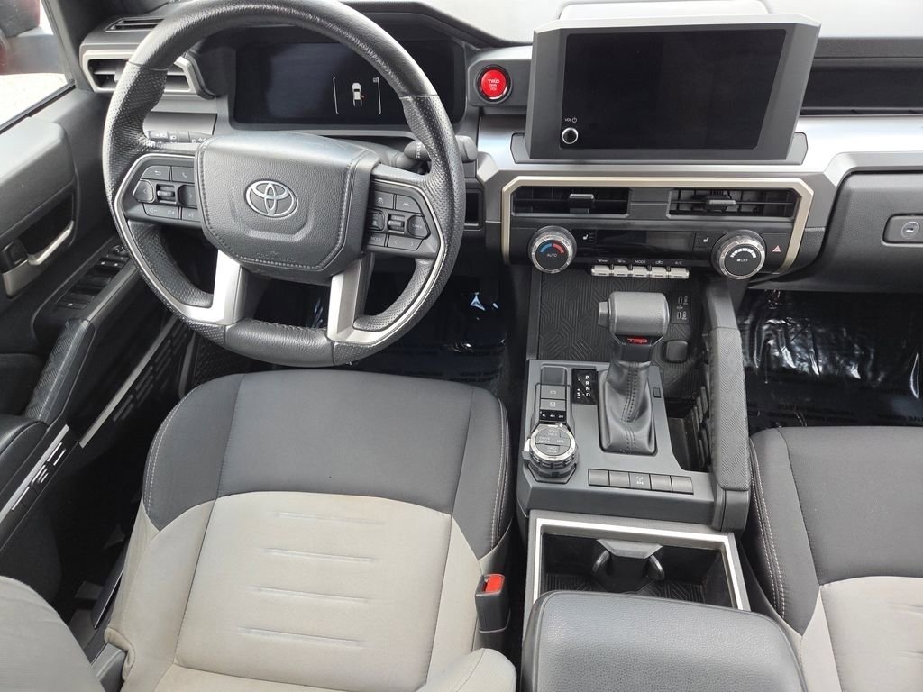 Used 2024 Toyota Tacoma TRD Off-Road AWD/4WD image 31