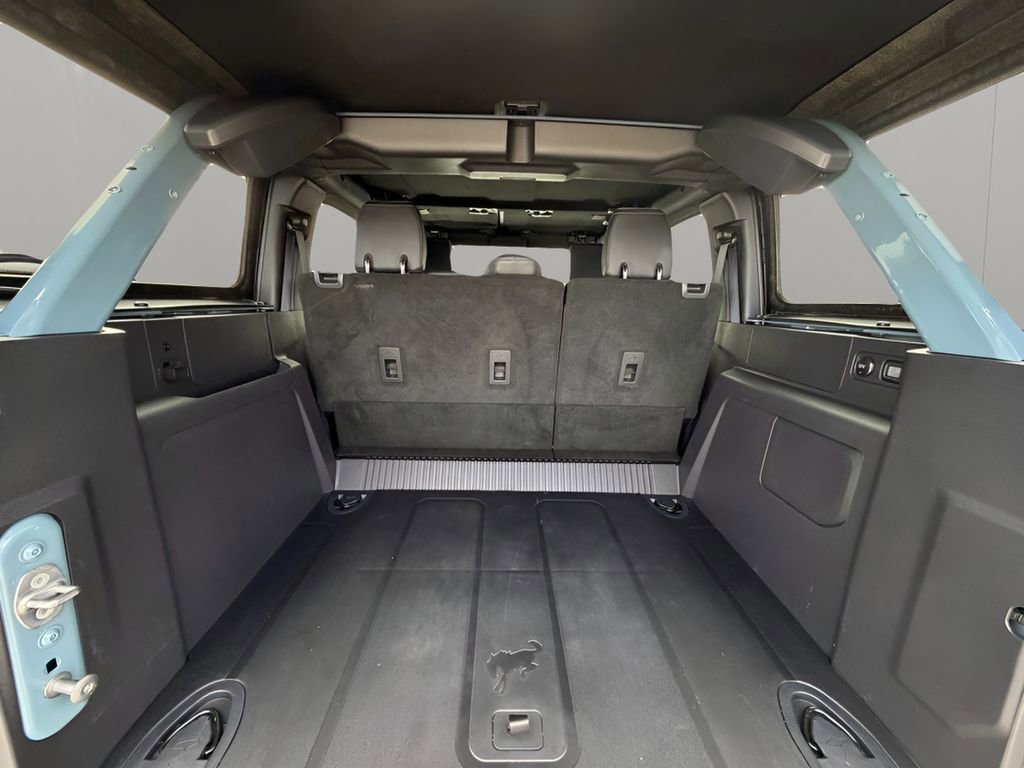 Used 2023 Ford Bronco Everglades image 21