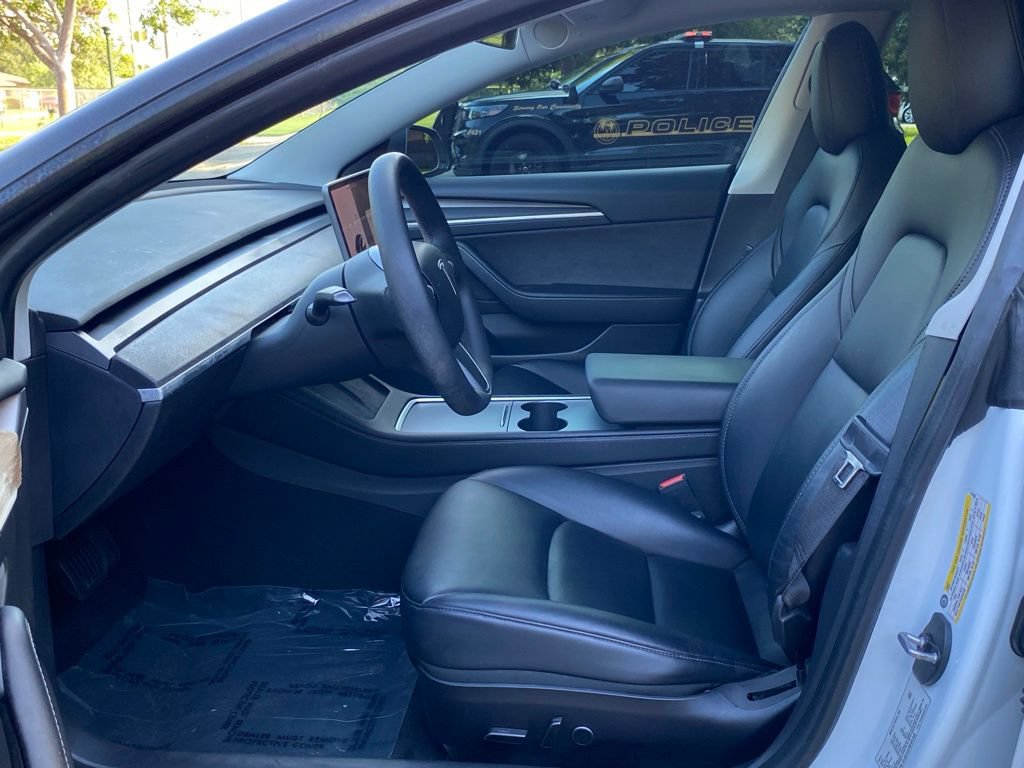 Used 2021 Tesla Model 3 Standard Range Plus RWD image 19