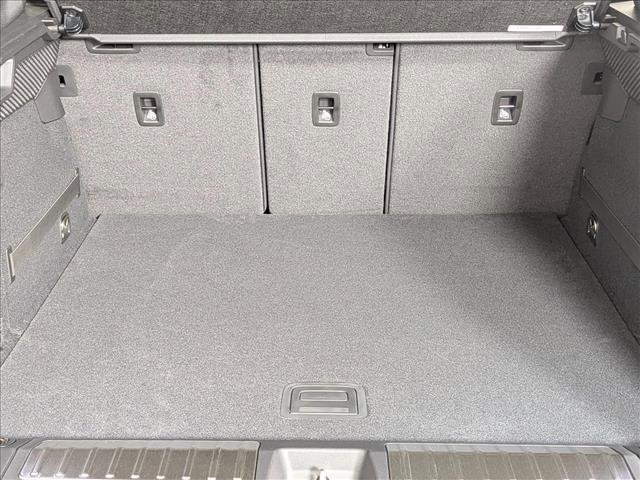 New 2026 Porsche Macan 4S Electric image 22