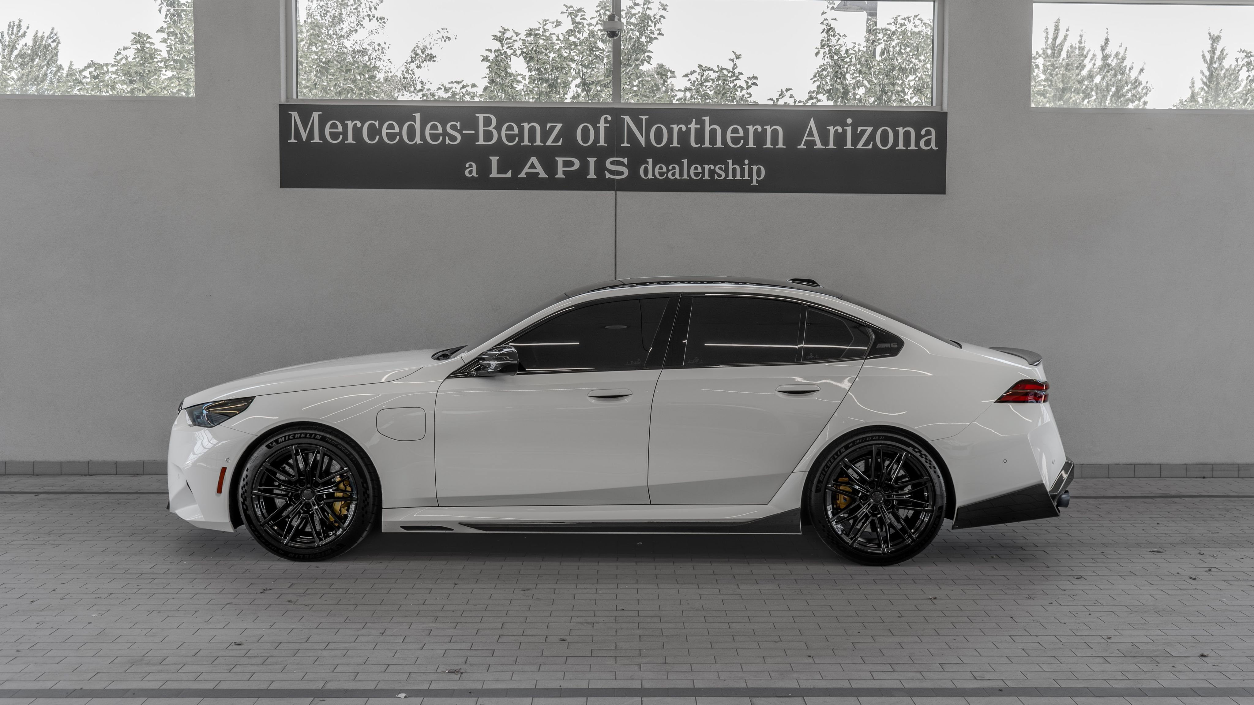 Used 2026 BMW M5 w/ Carbon Package AWD/4WD image 2